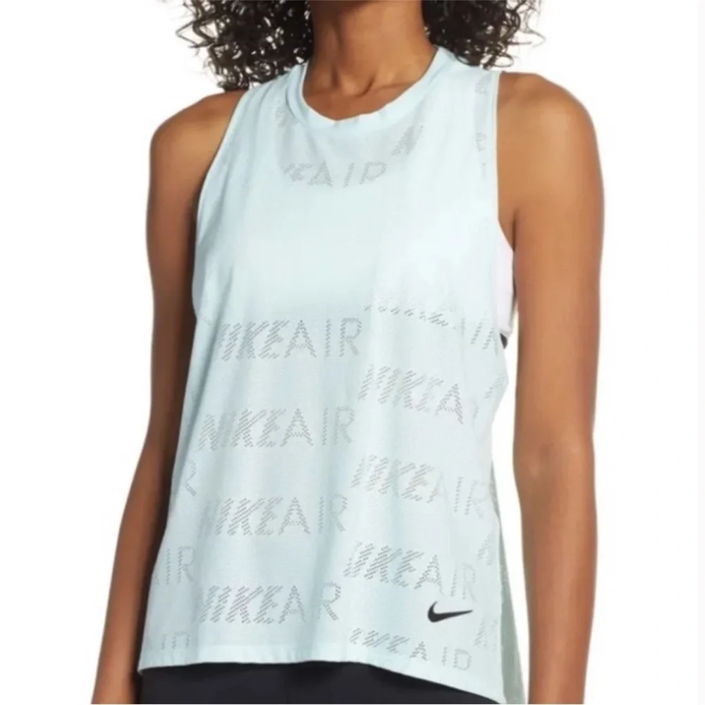 Nike Air Signature Perforated Lightweight Racerback Tank Women’s size Small